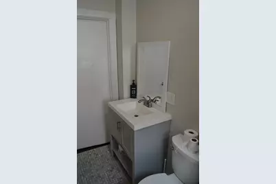 237 Highland Ave, Somerville, MA 02143 - Photo 10