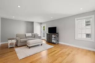 61 Valley St, Wakefield, MA 01880 - Photo 14
