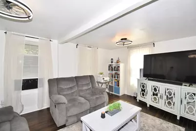106 Suffolk St, Springfield, MA 01109 - Photo 4