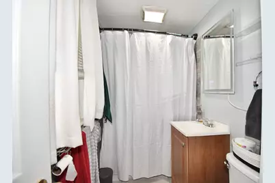 106 Suffolk St, Springfield, MA 01109 - Photo 12