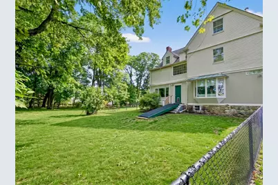 432 Dedham St, Newton, MA 02459 - Photo 20