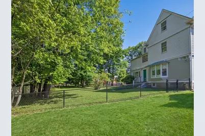 432 Dedham St, Newton, MA 02459 - Photo 22