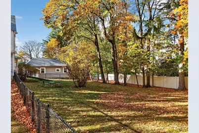 432 Dedham St, Newton, MA 02459 - Photo 22
