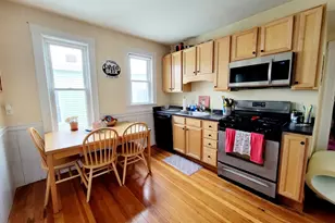 86 Conwell Ave, Somerville, MA 02144 - Photo 2