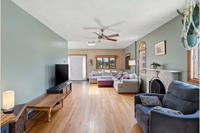917 Newman Ave, Seekonk, MA 02771 - Photo 6