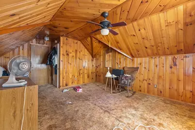 27 Kinnicutt Rd, Worcester, MA 01602 - Photo 18