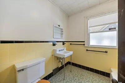 22 Colby Street, Haverhill, MA 01835 - Photo 12