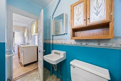 22 Colby Street, Haverhill, MA 01835 - Photo 8