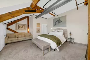 25 Pond St, Amesbury, MA 01913 - Photo 20