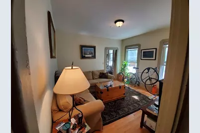 1109 Broadway #1, Somerville, MA 02144 - Photo 2