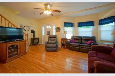 103 Tucker St, Fall River, MA 02724 - Photo 14