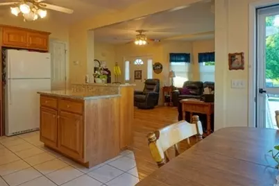 103 Tucker St, Fall River, MA 02724 - Photo 12