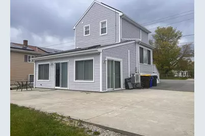103 Tucker St, Fall River, MA 02724 - Photo 4