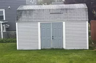 103 Tucker St, Fall River, MA 02724 - Photo 6