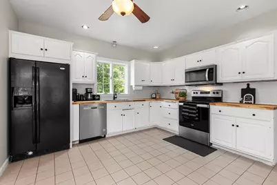 6 Parkin Ct, Taunton, MA 02780 - Photo 2