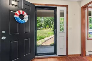 3 Pudding St, Uxbridge, MA 01569 - Photo 6