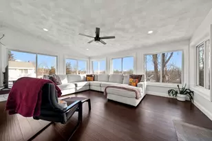6 Fairlawn Rd, Burlington, MA 01803 - Photo 2
