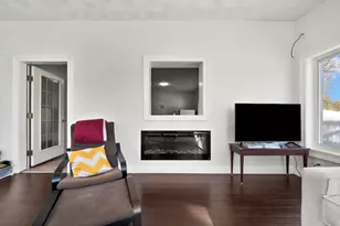 6 Fairlawn Rd, Burlington, MA 01803 - Photo 4