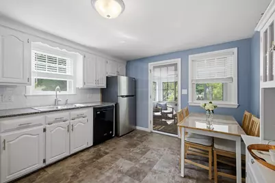 9 Claude Rd, Chelmsford, MA 01824 - Photo 10