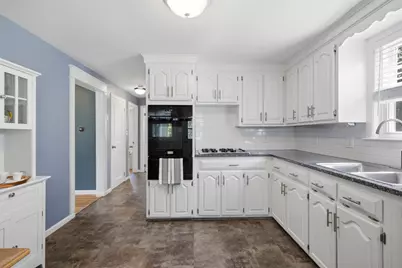 9 Claude Rd, Chelmsford, MA 01824 - Photo 12