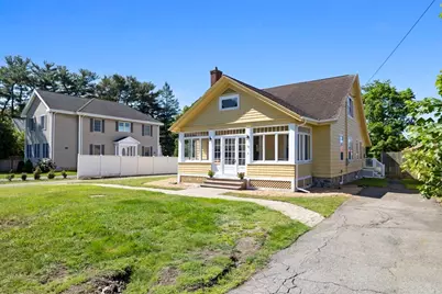 17 Munroe Street, Lynnfield, MA 01940 - Photo 32