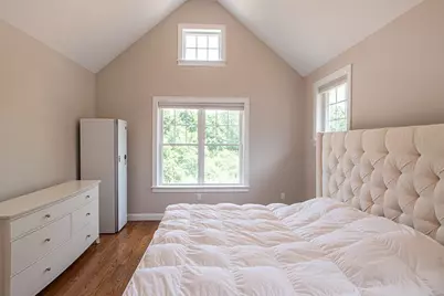 64 Evergreen Avenue, Bedford, MA 01730 - Photo 12