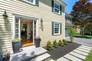 10 Auburn Rd, Wellesley, MA 02481 - Photo 2