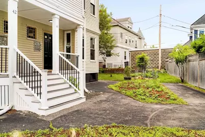 44A Greenville St #44A, Somerville, MA 02143 - Photo 6