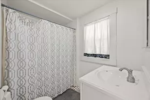 66 Mayflower Ridge Dr, Wareham, MA 02571 - Photo 32