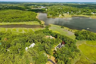 66 Mayflower Ridge Dr, Wareham, MA 02571 - Photo 8