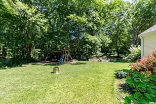 21 Autumn Rd, Medway, MA 02053 - Photo 28