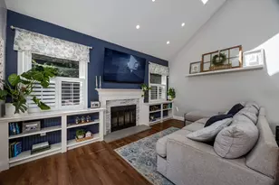 21 Autumn Rd, Medway, MA 02053 - Photo 10