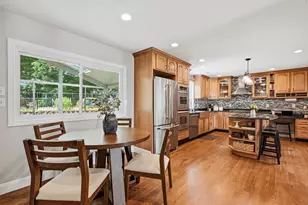 26 Christy Ln, Ashland, MA 01721 - Photo 10