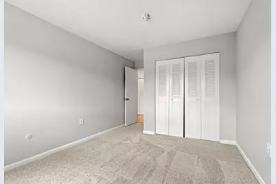 19 Fernview Ave #5, North Andover, MA 01845 - Photo 8