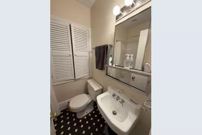 11 S Russell St. #3, Boston, MA 02114 - Photo 6