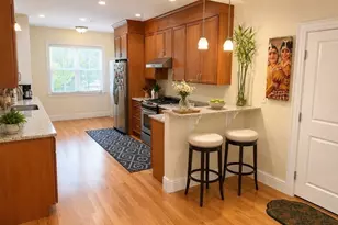 17 Courtyard Pl, Lexington, MA 02420 - Photo 6