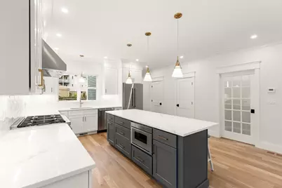 47 Maplewood #47, Watertown, MA 02472 - Photo 4