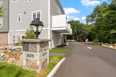 225 Middlesex Turnpike #107, Burlington, MA 01803 - Photo 1
