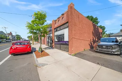 688 Broadway, Chelsea, MA 02150 - Photo 2