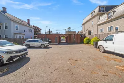 688 Broadway, Chelsea, MA 02150 - Photo 4