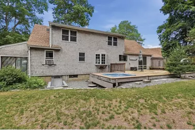 18 Forrest Road, Topsfield, MA 01983 - Photo 2