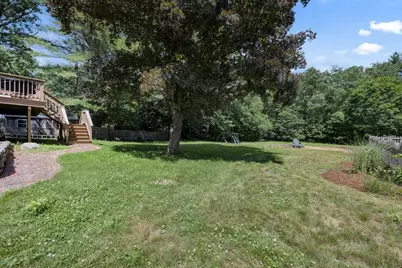 27 Hillside Dr, Sturbridge, MA 01566 - Photo 28