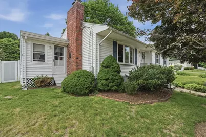 12 Edgewood Drive, Milford, MA 01757 - Photo 4