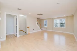 16 Clifton St, Taunton, MA 02780 - Photo 8