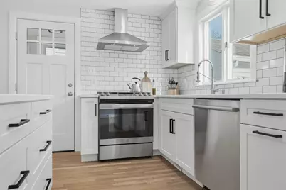 42 Matthies St, Beverly, MA 01915 - Photo 4
