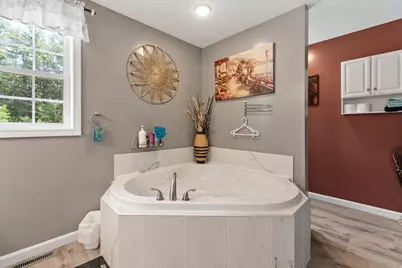 106 Drew Blvd, Orange, MA 01364 - Photo 32