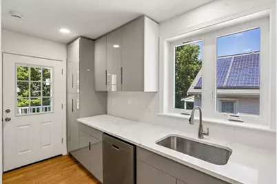 31 Coleman Rd #B, Arlington, MA 02476 - Photo 10