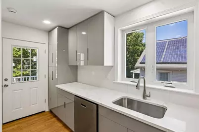 31 Coleman Rd #1, Arlington, MA 02476 - Photo 10