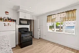 573-575 Washington Ave, Chelsea, MA 02150 - Photo 22
