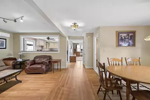 72 Mayfield St, Seekonk, MA 02771 - Photo 16